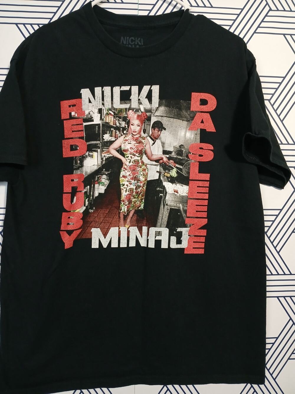 Streetwear Hip Hop Nicki Minaj Red Ruby Da Sleeve Rap Graphic